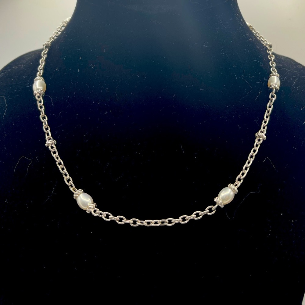Judith Ripka pearl and silver necklace